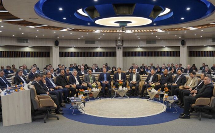 تبیین برنامه های اجرایی سال ۱۴۰۴ بانک ملی ایران در همایش بررسی عملکرد تبیین برنامه های اجرایی سال ۱۴۰۴ بانک ملی ایران در همایش بررسی عملکرد