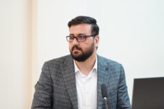 رئیس کمیسیون سلامت دیجیتال: ترک فعل ۱۳ ماهه را با ممنوعیت پاسخ داده‌اند