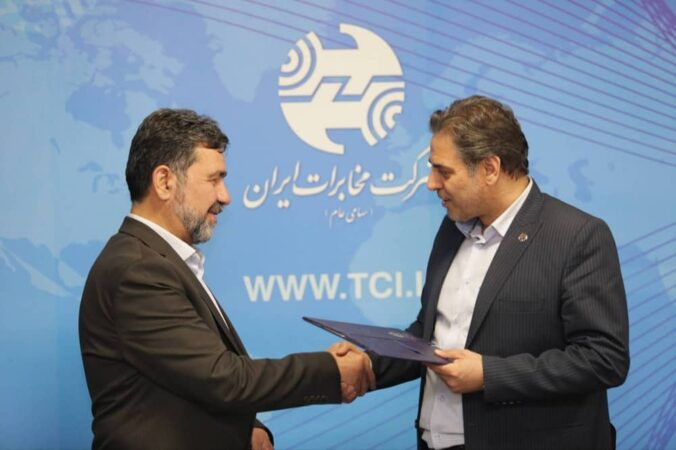 داوود زارعیان با حفظ سمت، سرپرست ادارهکل ارتباطات شرکت مخابرات ایران شد داوود زارعیان با حفظ سمت، سرپرست ادارهکل ارتباطات شرکت مخابرات ایران شد