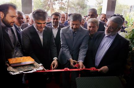 نجارزاده در مراسم افتتاح شعبه کاشان: آیین نامه تامین مالی صنعت نساجی تا دو هفته آینده ابلاغ می شود نجارزاده در مراسم افتتاح شعبه کاشان: آیین نامه تامین مالی صنعت نساجی تا دو هفته آینده ابلاغ می شود