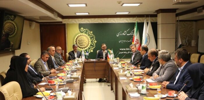 تفاهم نامه مشترک فی مابین بیمه ایران و بانک کشاورزی منعقد شد؛آغاز فصل نوین همکاری دو نهاد اقتصادی در زیست بوم مالی کشور تفاهم نامه مشترک فی مابین بیمه ایران و بانک کشاورزی منعقد شد؛آغاز فصل نوین همکاری دو نهاد اقتصادی در زیست بوم مالی کشور