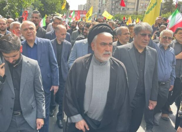 حضور مدیرعامل و کارکنان موسسه اعتباری ملل در مراسم تشییع شهدای اقتدار ملی حضور مدیرعامل و کارکنان موسسه اعتباری ملل در مراسم تشییع شهدای اقتدار ملی