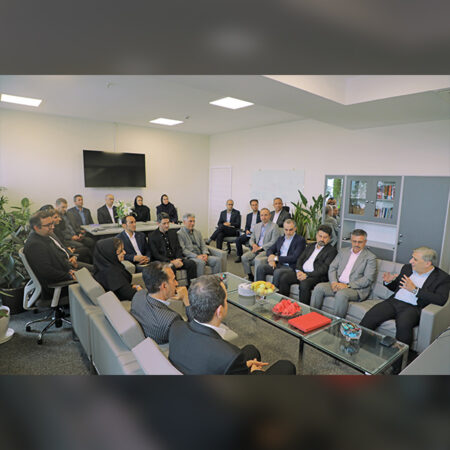 فناوری اطلاعات، موتور محرک توسعه خدمات بانکداری نوین است فناوری اطلاعات، موتور محرک توسعه خدمات بانکداری نوین است
