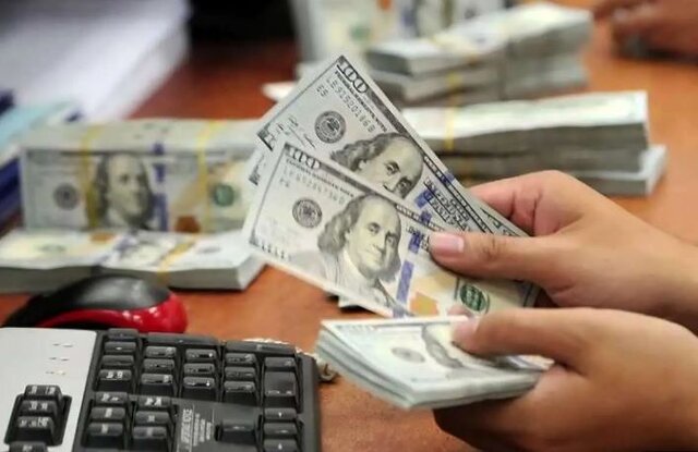 تخصیص و تامین ارز بانک مرکزی برای واردات امسال از ۲۱.۲ میلیارد دلار گذشت تخصیص و تامین ارز بانک مرکزی برای واردات امسال از ۲۱.۲ میلیارد دلار گذشت
