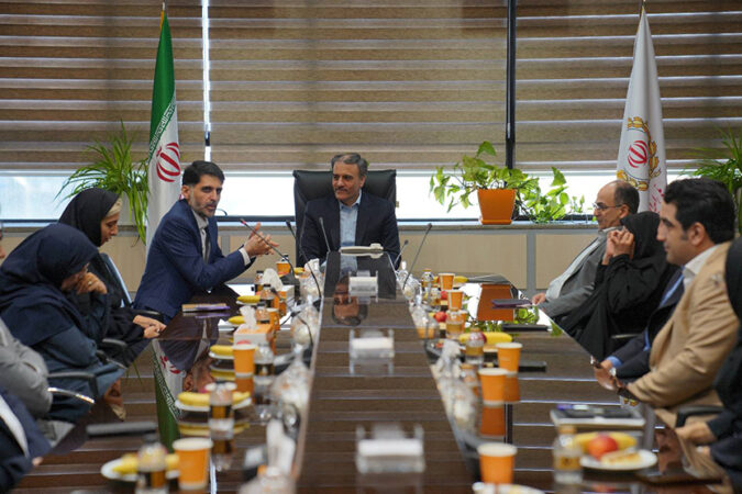 با حکم مدیرعامل بانک ملی ایران: نفیسه دهقان نصب سرپرست اداره کل خارجه بانک ملی ایران شد با حکم مدیرعامل بانک ملی ایران: نفیسه دهقان نصب سرپرست اداره کل خارجه بانک ملی ایران شد