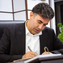پیام دکتر اسلام کریمی مدیرعامل و رییس هیئت‌مدیره صندوق قرض‌الحسنه شاهد به مناسبت روز خبرنگار