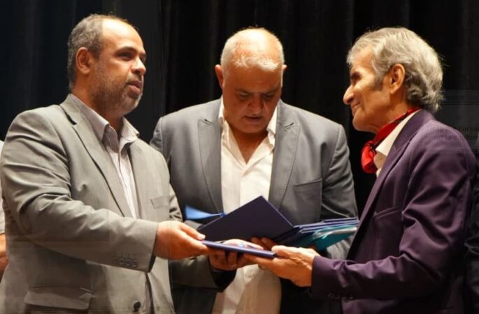 تجلیل از چهرههای ماندگار سینما و تلویزیون با همراهی بیمه دی تجلیل از چهرههای ماندگار سینما و تلویزیون با همراهی بیمه دی