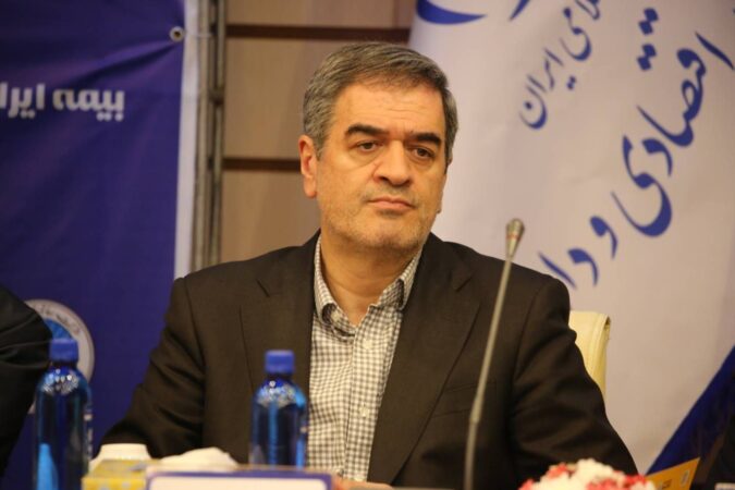 تحولات بیمه ایران؛ الگویی برای توسعه کمی و کیفی صنعت بیمه کشور تحولات بیمه ایران؛ الگویی برای توسعه کمی و کیفی صنعت بیمه کشور