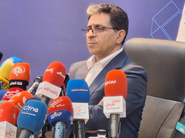 شستا؛ بازیگر کلیدی اقتصاد ایران با نقشآفرینی در ۲۱ صنعت / مهاجرت تدریجی شستا از بنگاهداری به سهامداری شستا؛ بازیگر کلیدی اقتصاد ایران با نقشآفرینی در ۲۱ صنعت / مهاجرت تدریجی شستا از بنگاهداری به سهامداری