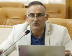 پاسخ‌گویی به ۸۳ درصد شکایات مردمی در سامانه حقوق مسافر هوایی در نیمه نخست امسال / تعلیق ۸ دفتر خدمات مسافرتی به دلیل عدم پاسخ‌گویی به شکایات