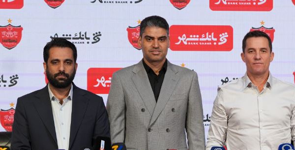 اوسمار ویرا: بانک شهر مقدمات حضور من را فراهم کرد/ حدادی: مدیریت بانک شهر همیشه یار و یاور تیم پرسپولیس بود اوسمار ویرا: بانک شهر مقدمات حضور من را فراهم کرد/ حدادی: مدیریت بانک شهر همیشه یار و یاور تیم پرسپولیس بود