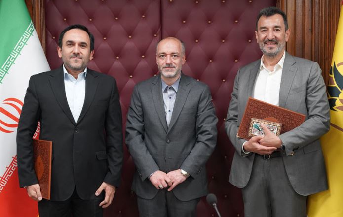 آیین تکریم و معارفه مدیرعامل شرکت سرمایه گذاری بانک پارسیان برگزار شد آیین تکریم و معارفه مدیرعامل شرکت سرمایه گذاری بانک پارسیان برگزار شد