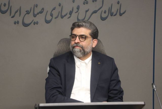 آیین نامه ارتقای کیفیت ؛ گام اساسی در باز آرایی زنجیره تولید خودرو آیین نامه ارتقای کیفیت ؛ گام اساسی در باز آرایی زنجیره تولید خودرو