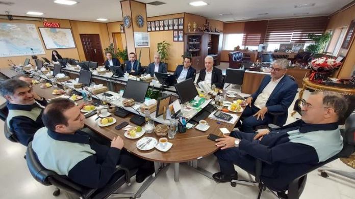 دیدار مدیرعامل ذوب آهن با مسئولین بانک صادرات استان اصفهان