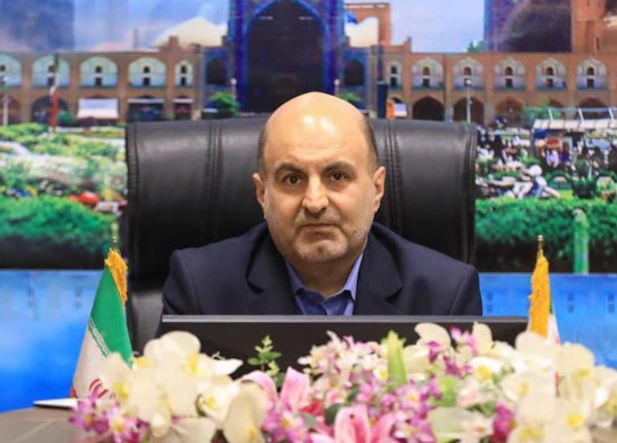 قدردانی فرماندار کاشان از عملکرد بانک مسکن اصفهان در طرح نهضت ملی/پرداخت بیش از ۹۸ هزار میلیارد ریال تسهیلات نهضت ملی در استان