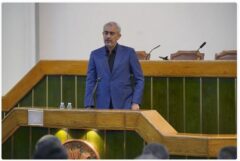 حضور وزیر اقتصاد در همایش بررسی عملکرد شش ماهه اول سال۱۴۰۴ بانک ملی ایران