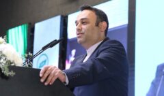 اصالت، نیروی انسانی و دارایی های مادی موجود، سه سرمایه ارزشمند بیمه البرز هستند