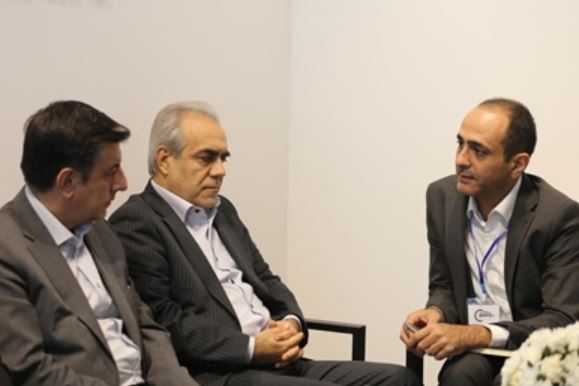 بازدید مدیرعامل بیمه نوین از غرفه گروه مالی اقتصاد نوین در ‌نمایشگاه بین‌المللی صنعت تهران