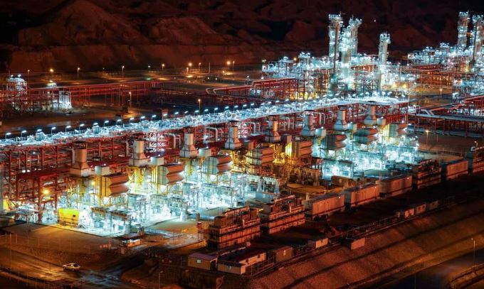 قرارگاه سازندگی خاتم الانبیاء (ص)، شریان حیاتی توسعه ایران در عصر انرژی قرارگاه سازندگی خاتم الانبیاء (ص)، شریان حیاتی توسعه ایران در عصر انرژی