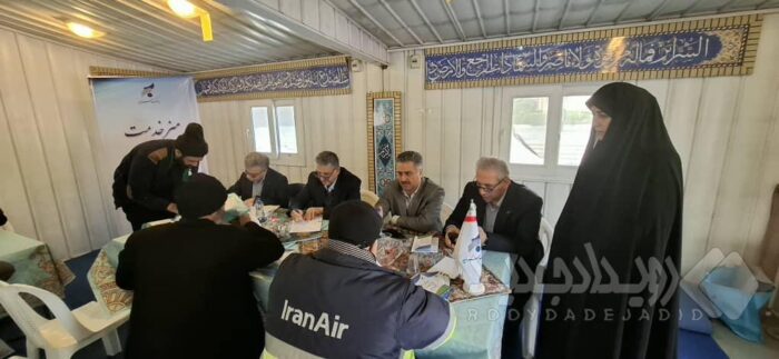 حضور سرپرست مدیرعامل بانک سرمایه در میز خدمت نماز جمعه تهران