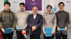 مدیرعامل بیمه دی در مراسم تجلیل از ۴ مدال آور المپیاد هوش مصنوعی ۲۰۲۵ مطرح کرد؛ بیمه دی به طور کامل هوشمند سازی می شود/استفاده از نخبگان و المپیادی ها در دستور کار بیمه دی است