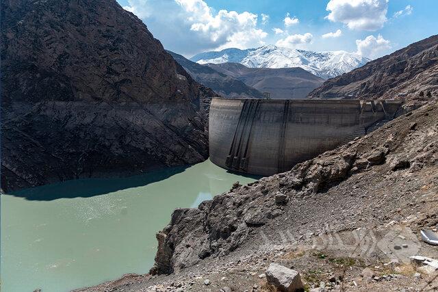 وضعیت شکننده منابع آب کشور با وجود بارش‌ها/ مخازن سدها فقط ۳۵ درصد پُر است