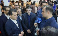 بازدید معاون علمی و فناوری رئیس جمهور از غرفه بیمه البرز در نمایشگاه پتروشیمی