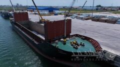 افزایش ۵۳٪ تخلیه و بارگیری و جهش صادرات و ترانزیت سوخت