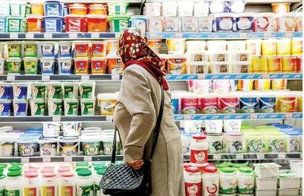 نابسامانی قیمتی در بازار لبنیات/ تغییر نرخ شیر خام روزانه شد!