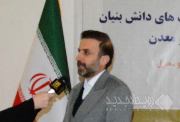 معاون برنامه‌ریزی و تحول بانک صنعت و معدن از برگزاری نمایشگاه گزیده ای از تولیدات دانش بنیان کشور با حمایت این بانک در دهه فجر خبر داد