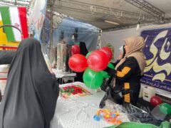 ۹ ایستگاه فرهنگی و یک استیج مرکزی در میدان ولیعصر(عج) برپا شد