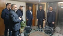 بازدید مدیر عامل بانک سینا از واحد های ستادی و تقدیر از همکاران در شرایط جنگی