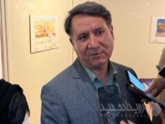 نمایش آثار ۴۳ کشور جهان در نخستین جشنواره کاریکاتور «پول و سرمایه» / خلق آثار تخصصی برای بازار سرمایه ایران + ویدئو