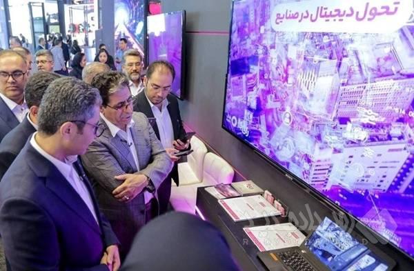 بازدید مدیرعامل شستا از غرفه رایتل در دومین روز الکامپ ۲۹