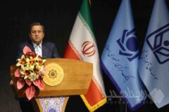آمادگی بانک مرکزی برای عرضه ارز تا دو میلیارد دلار / تامین ۱۸ میلیارد دلار ارز در اوج تحریم‌ها/ شتاب تورم مهار شد و سناریوی فروپاشی اقتصادی شکست خورد