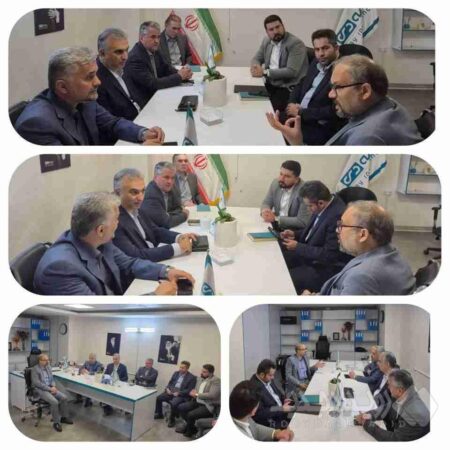 نشست مشترک رئیس هیئت‌مدیره بیمه دی با مدیرکل بنیاد شهید اردبیل/ تأکید بر تقویت همکاری‌های دوجانبه