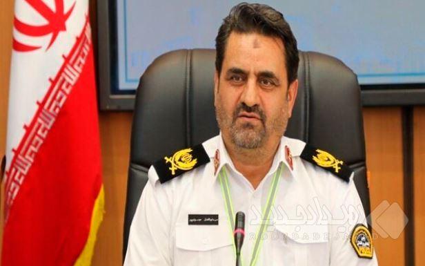 استقبال والدین از حضور پلیس در مقابل مدارس دخترانه/ طرح مهرآفرینان تا پایان سال  در کنار مدارس ادامه دارد/ روانسازی ترافیک و ایمنی سازی معابر منتهی به ۳۵۰ مدرسه دخترانه تهران
