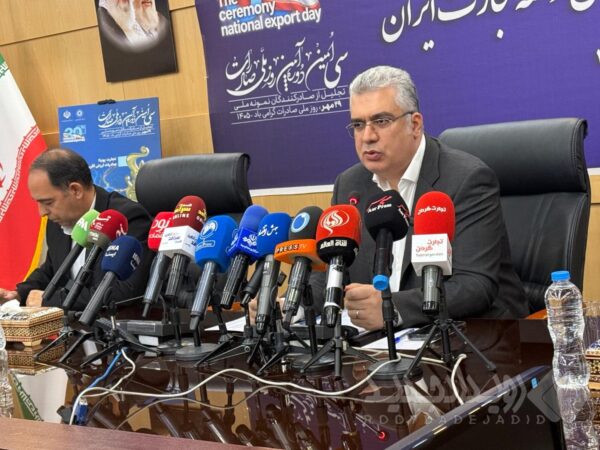 ۴۳ صادرکننده نمونه و ۱۳ صادرکننده ممتاز در روز ملی صادرات معرفی می‌شوند