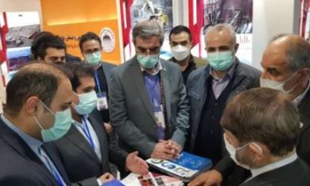بازدید رئیس گروه اقتصادی دفتر مقام معظم رهبری از غرفه چادرملو در نمایشگاه فولاد ایران