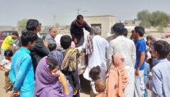 اهدای کمک های بانک ملت به آسیب دیدگان از سیل در استان سیستان و بلوچستان