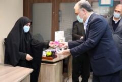 تجلیل مدیرعامل و اعضای هیئت‌مدیره بانک دی از بانوان شاغل در ستاد مرکزی