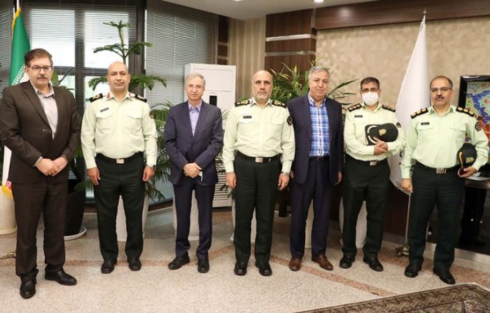 دیدار مدیرعامل بانک دی با فرمانده نیروی انتظامی تهران بزرگ