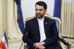 فعالیت اینترنت ماهواره‌ای در ایران نیاز به مجوز دارد